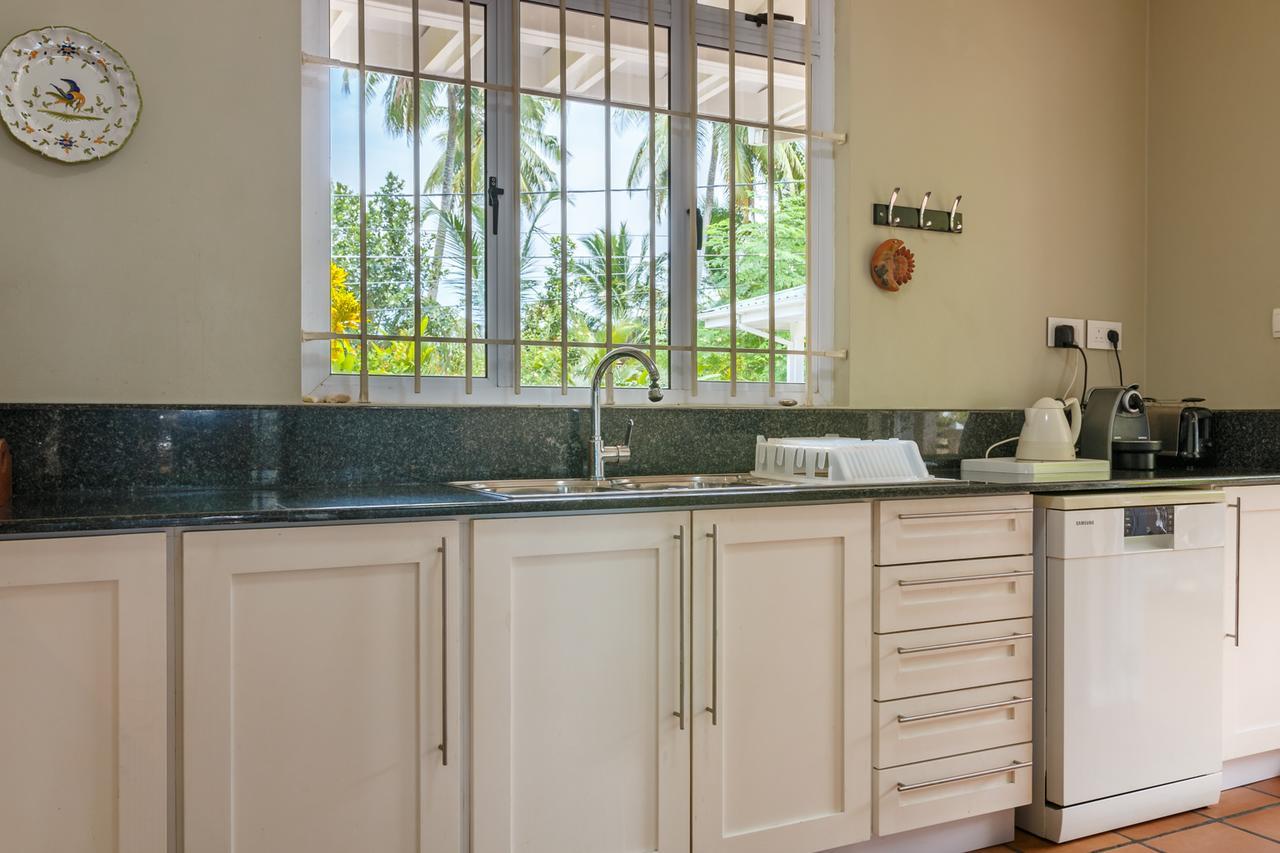 Fleur De Sel Aparthotel Anse Royale Bagian luar foto